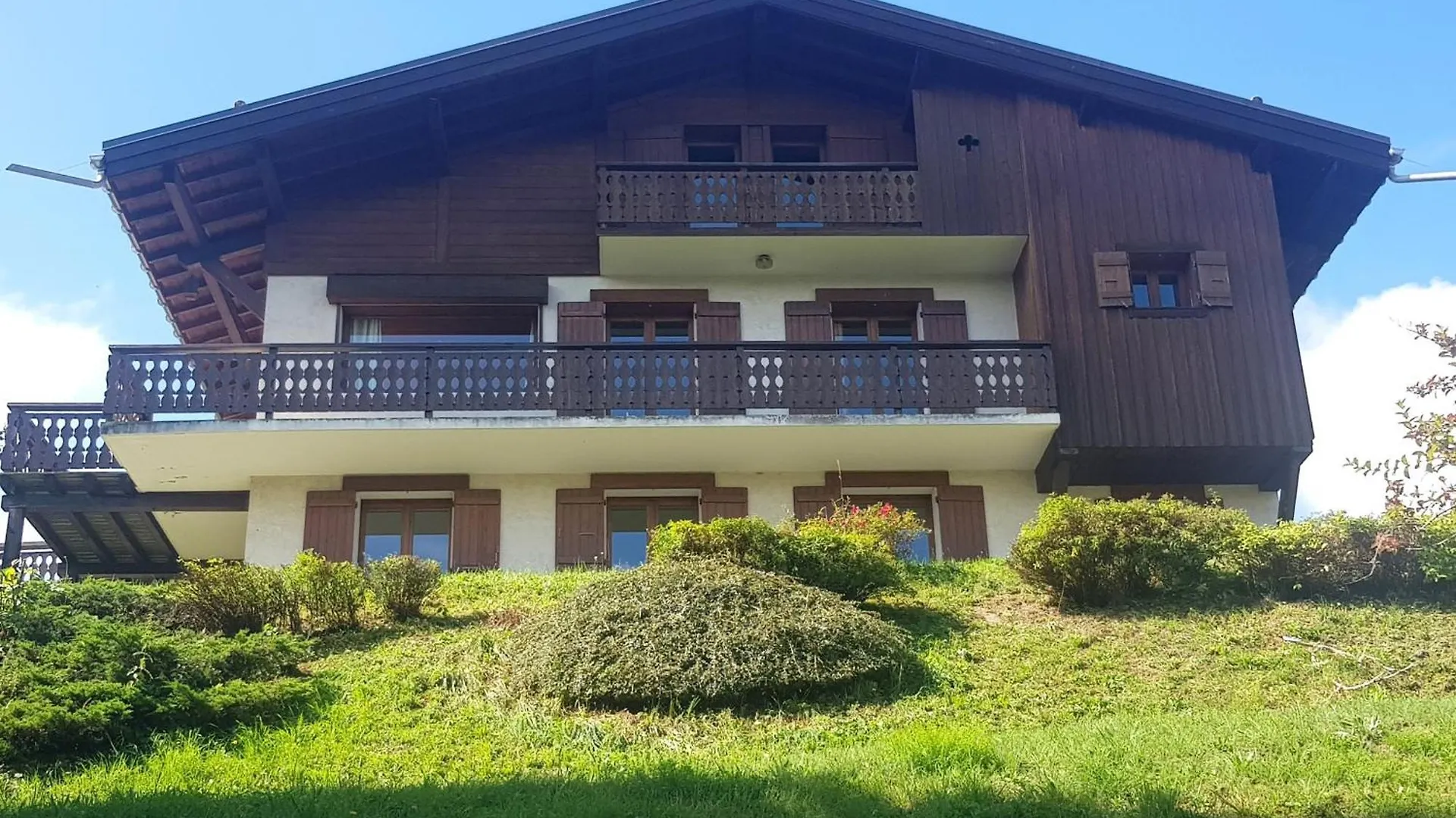 Chalet Pour 10 Pers. Proche Village Avec Vue Mont-Blanc, Terrasse Et Linge Fourni - Fr-1-560-88 Combloux France