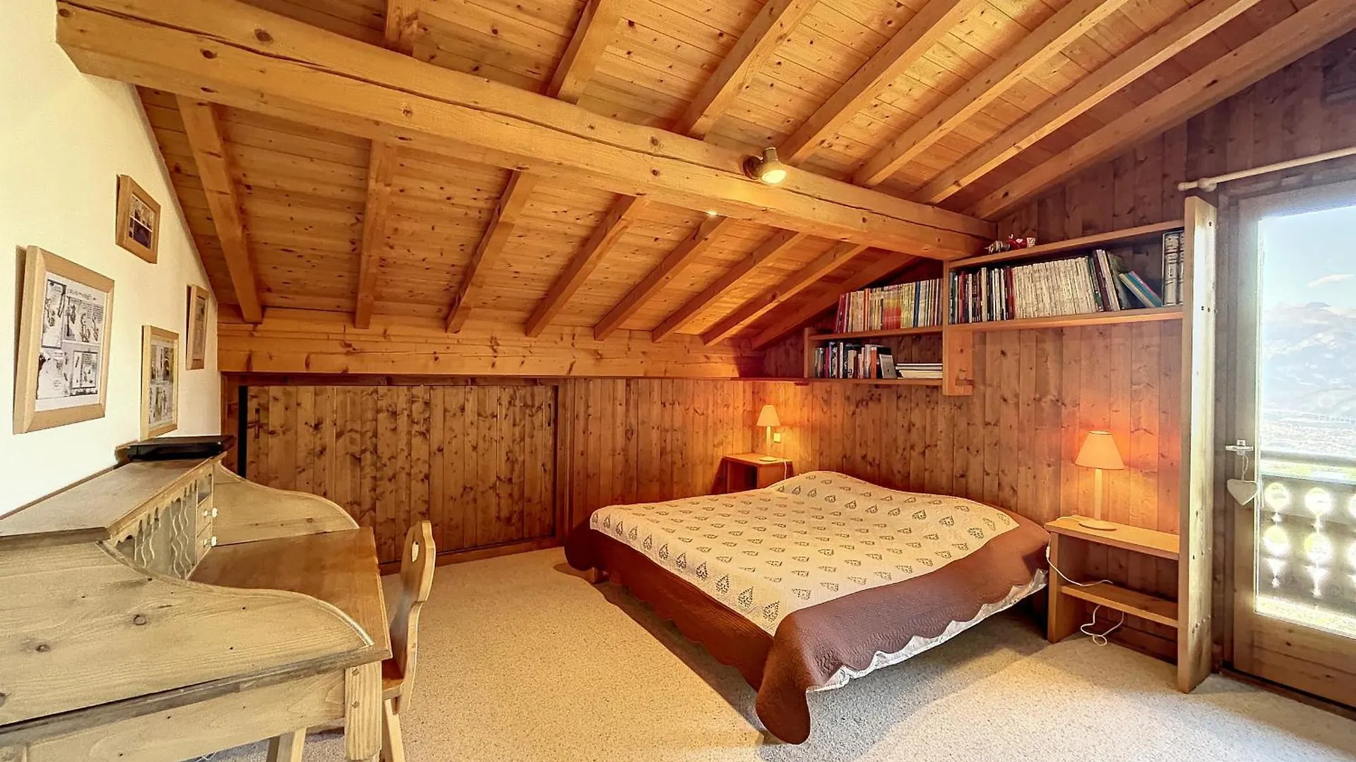 Chalet Pour 10 Pers. Proche Village Avec Vue Mont-Blanc, Terrasse Et Linge Fourni - Fr-1-560-88 Combloux
