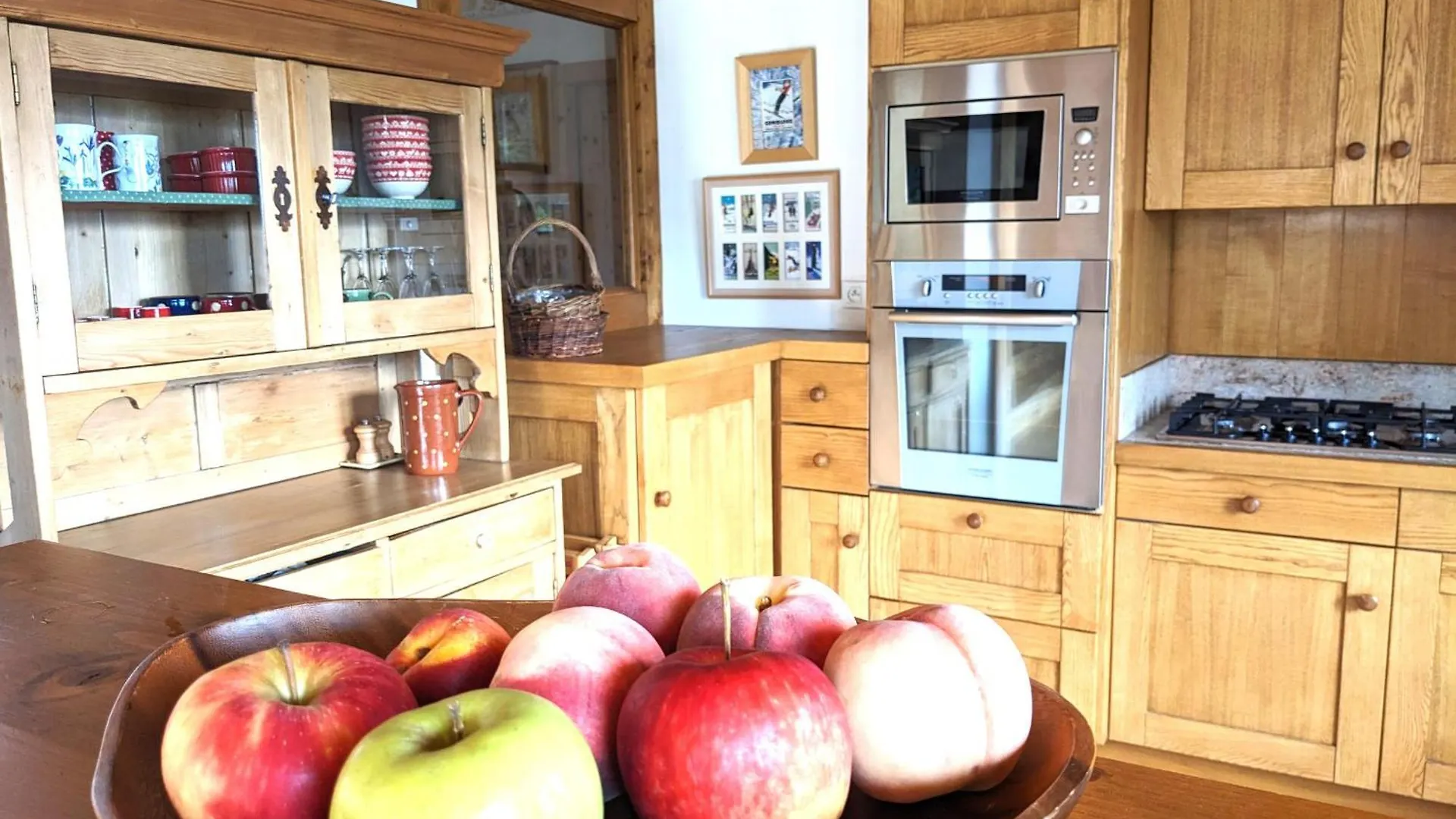 Chalet Pour 10 Pers. Proche Village Avec Vue Mont-Blanc, Terrasse Et Linge Fourni - Fr-1-560-88 Combloux